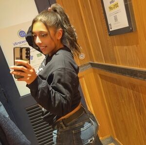 Meet your Posher, Reese